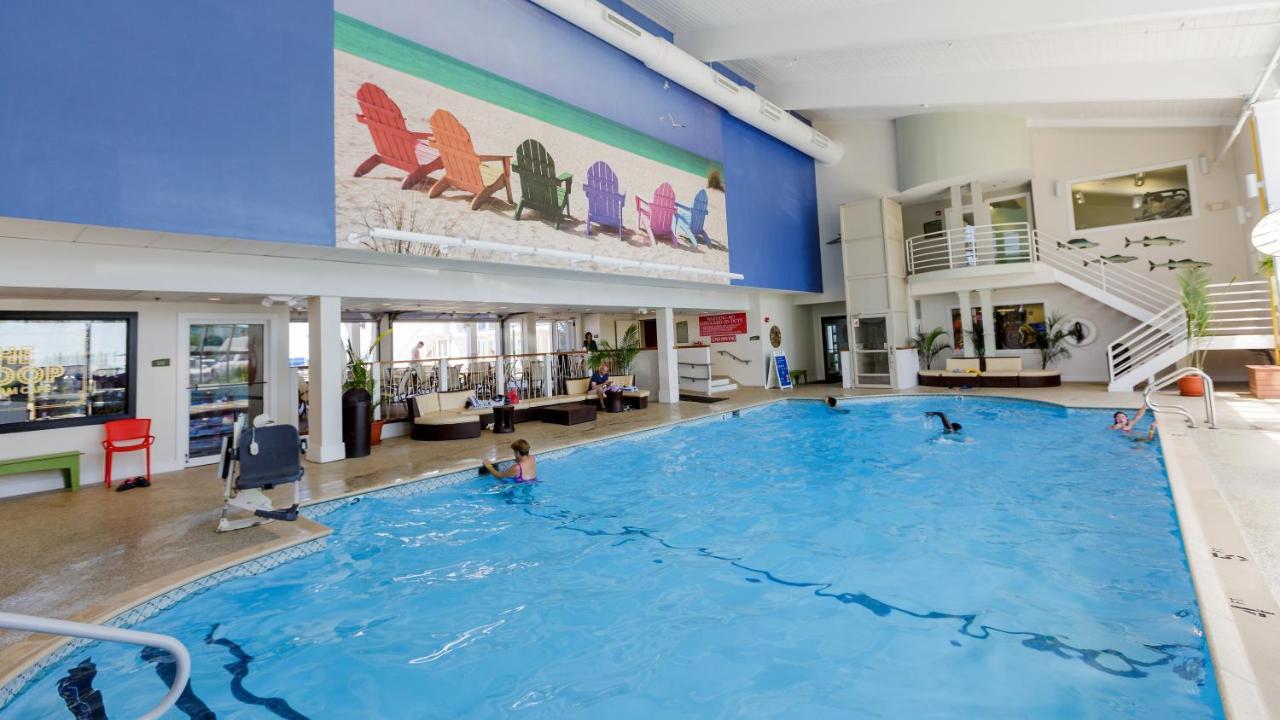 Sea Crest Beach Resort Falmouth Bagian luar foto