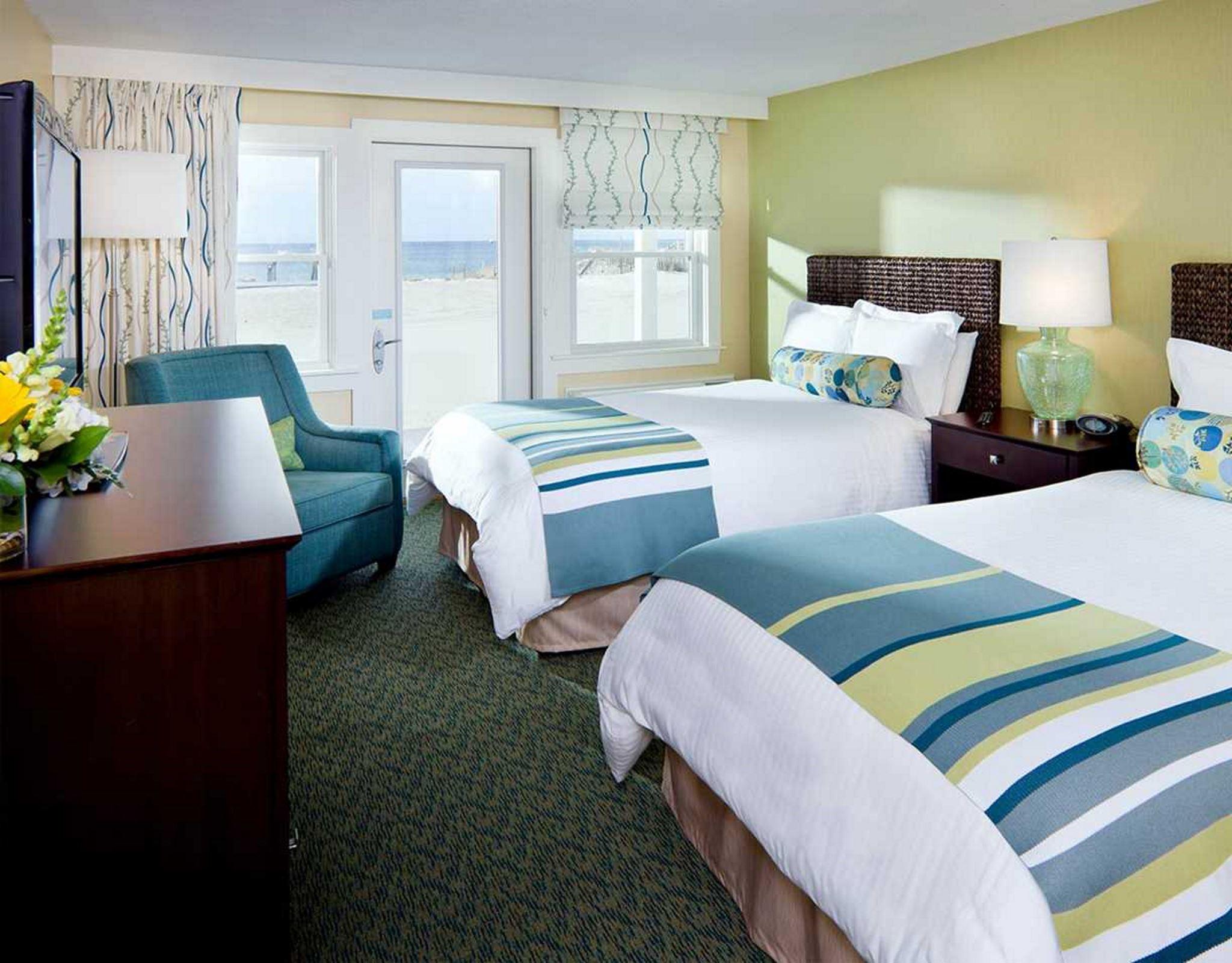 Sea Crest Beach Resort Falmouth Bagian luar foto