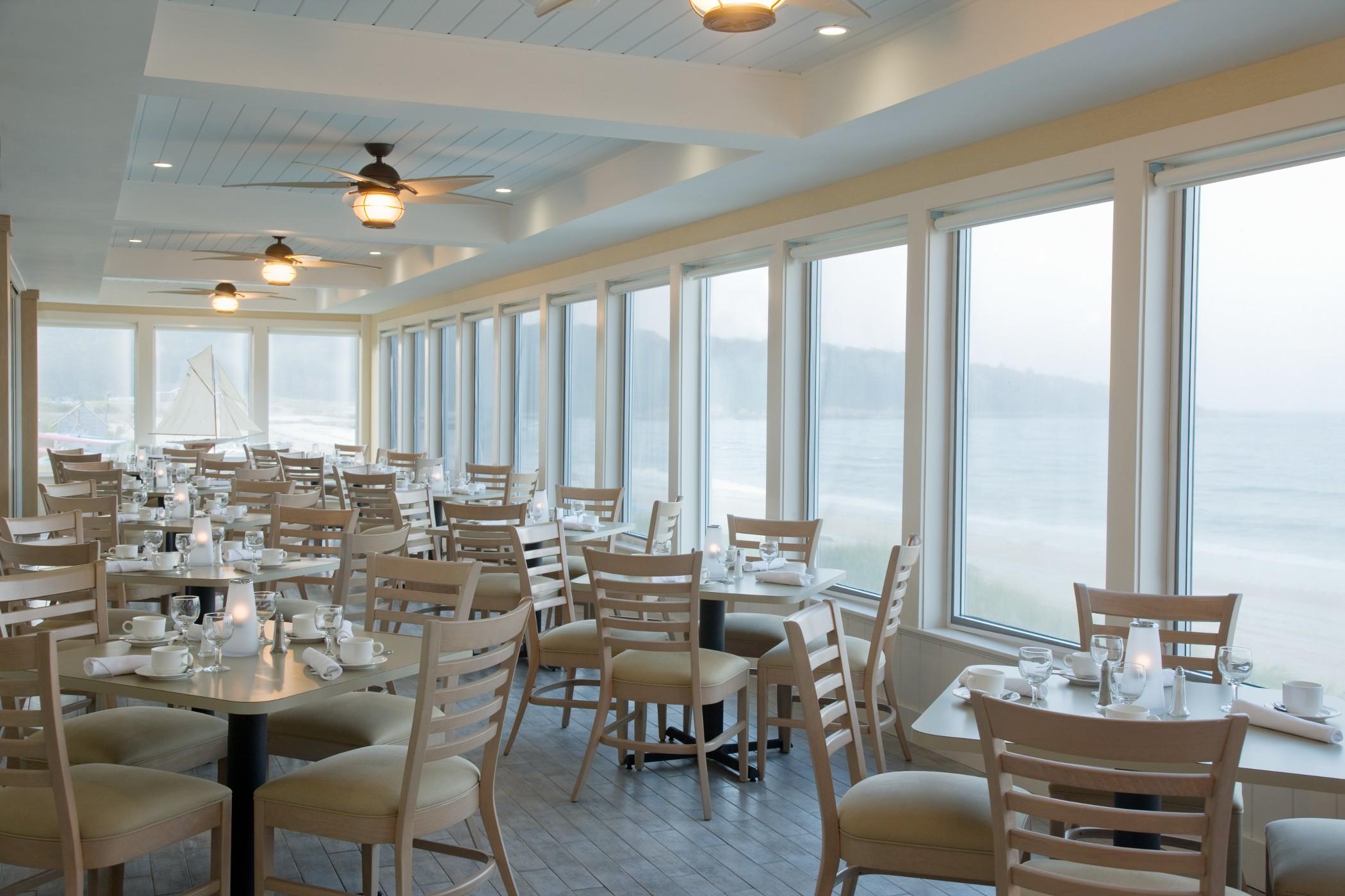 Sea Crest Beach Resort Falmouth Bagian luar foto