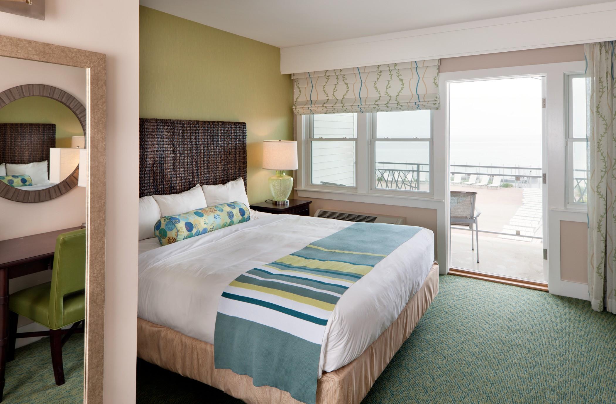 Sea Crest Beach Resort Falmouth Bagian luar foto