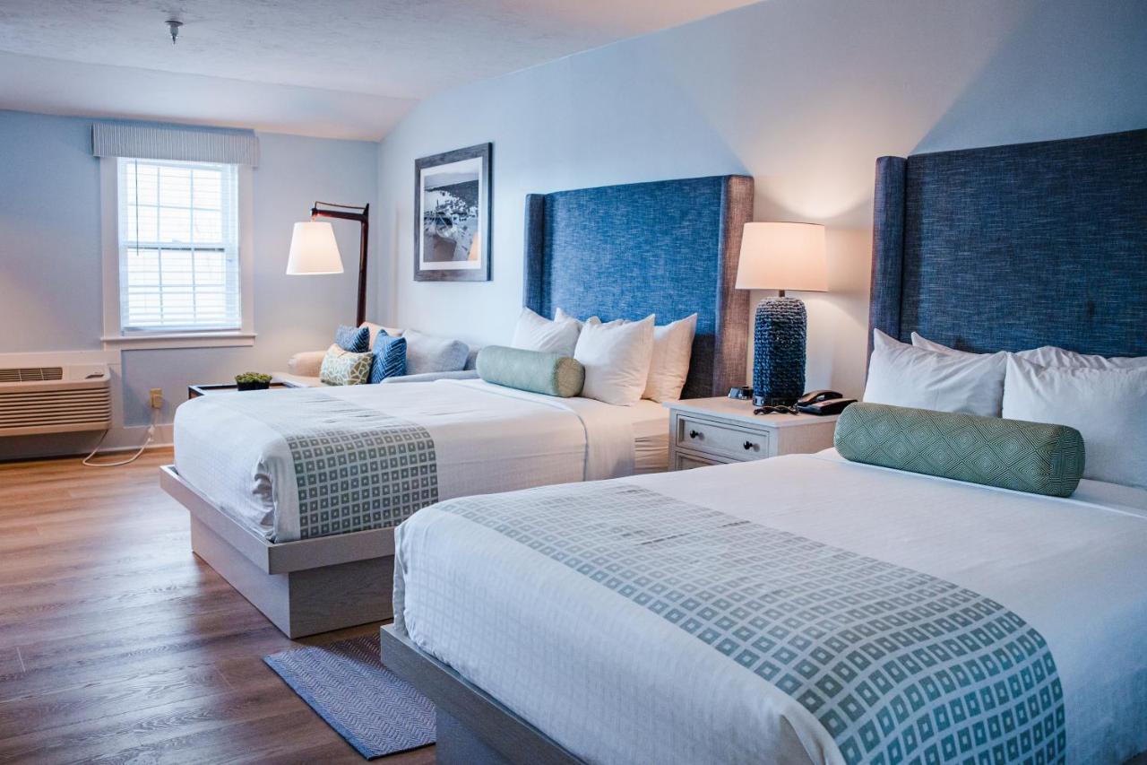 Sea Crest Beach Resort Falmouth Bagian luar foto