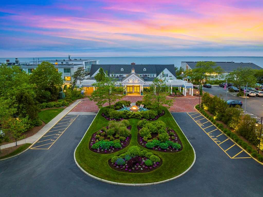 Sea Crest Beach Resort Falmouth Bagian luar foto