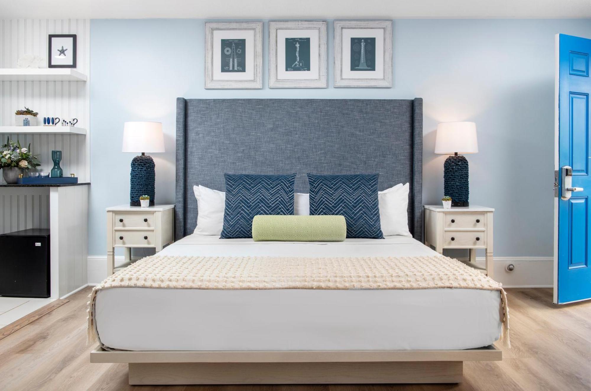 Sea Crest Beach Resort Falmouth Bagian luar foto