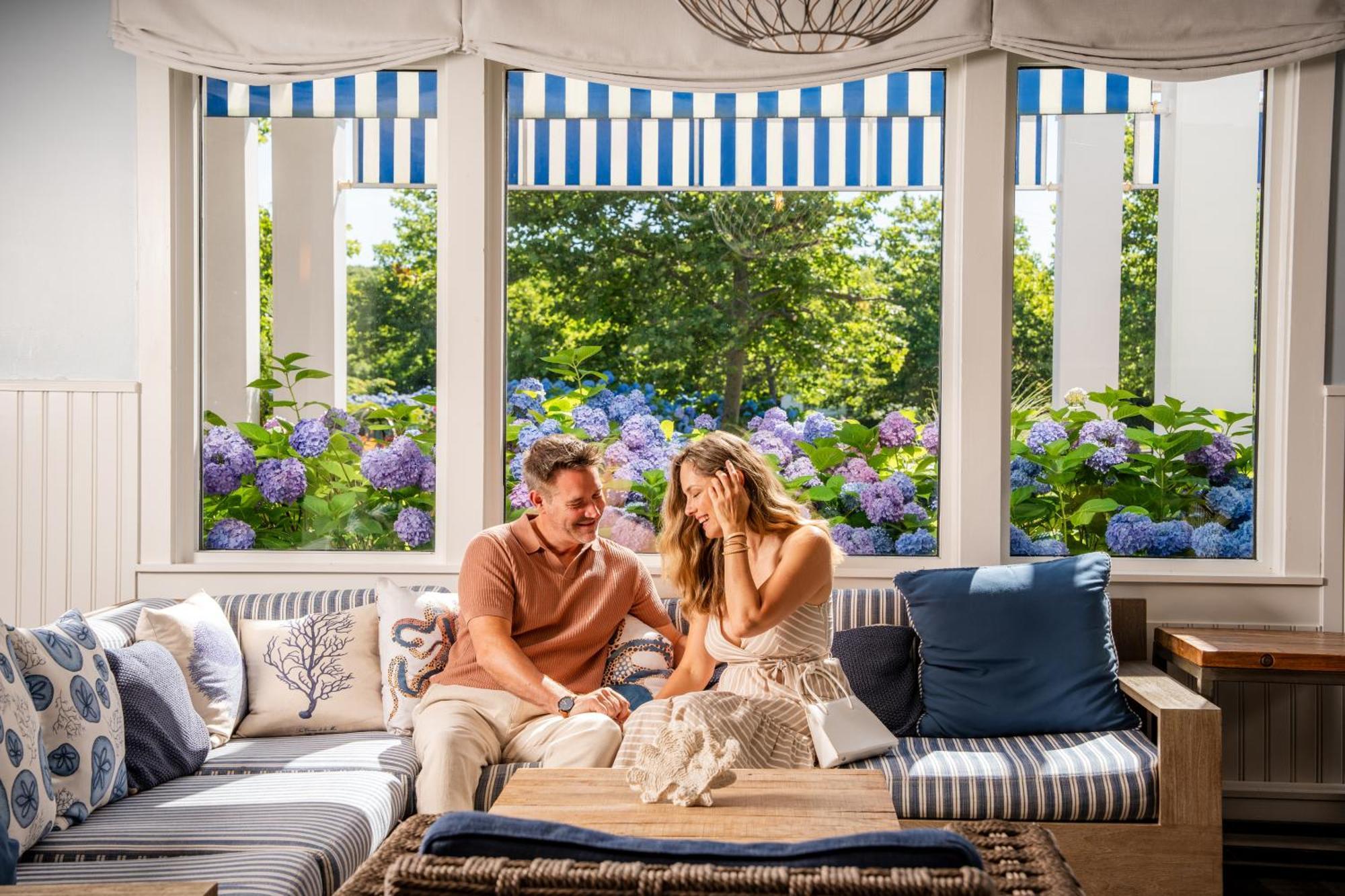 Sea Crest Beach Resort Falmouth Bagian luar foto
